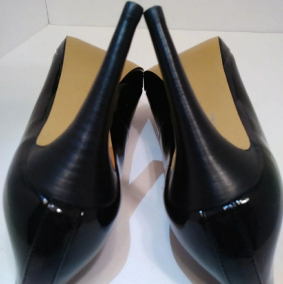 COACH GIOVANNA BLACK PATENT LEATHER HIGH HEEL 6.5M - Picture 7 of 8